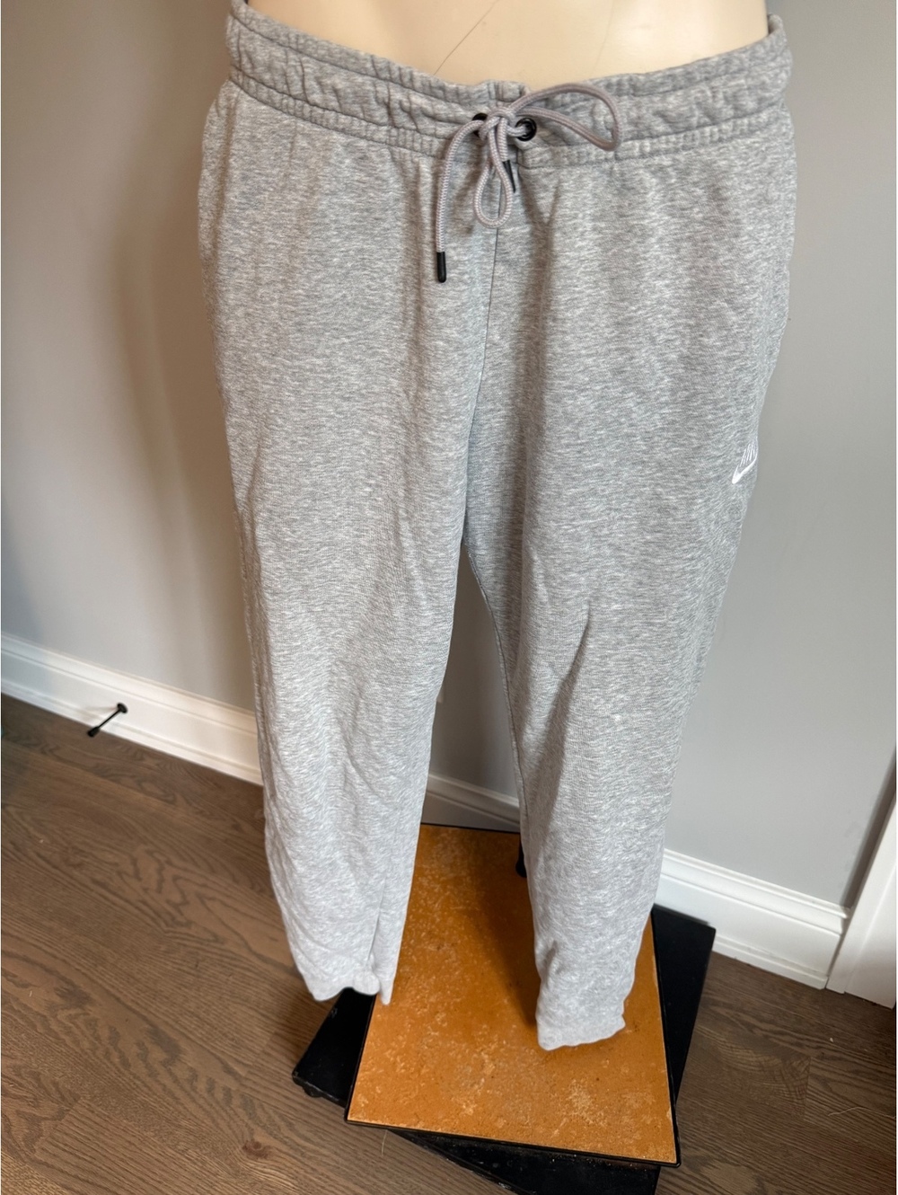 Nike Men's Gray Joggers‎ with Drawstring Waist